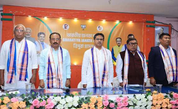 Tripura Chief Minister Dr. Manik Saha chairs meeting with Janajati leaders for ADC polls.